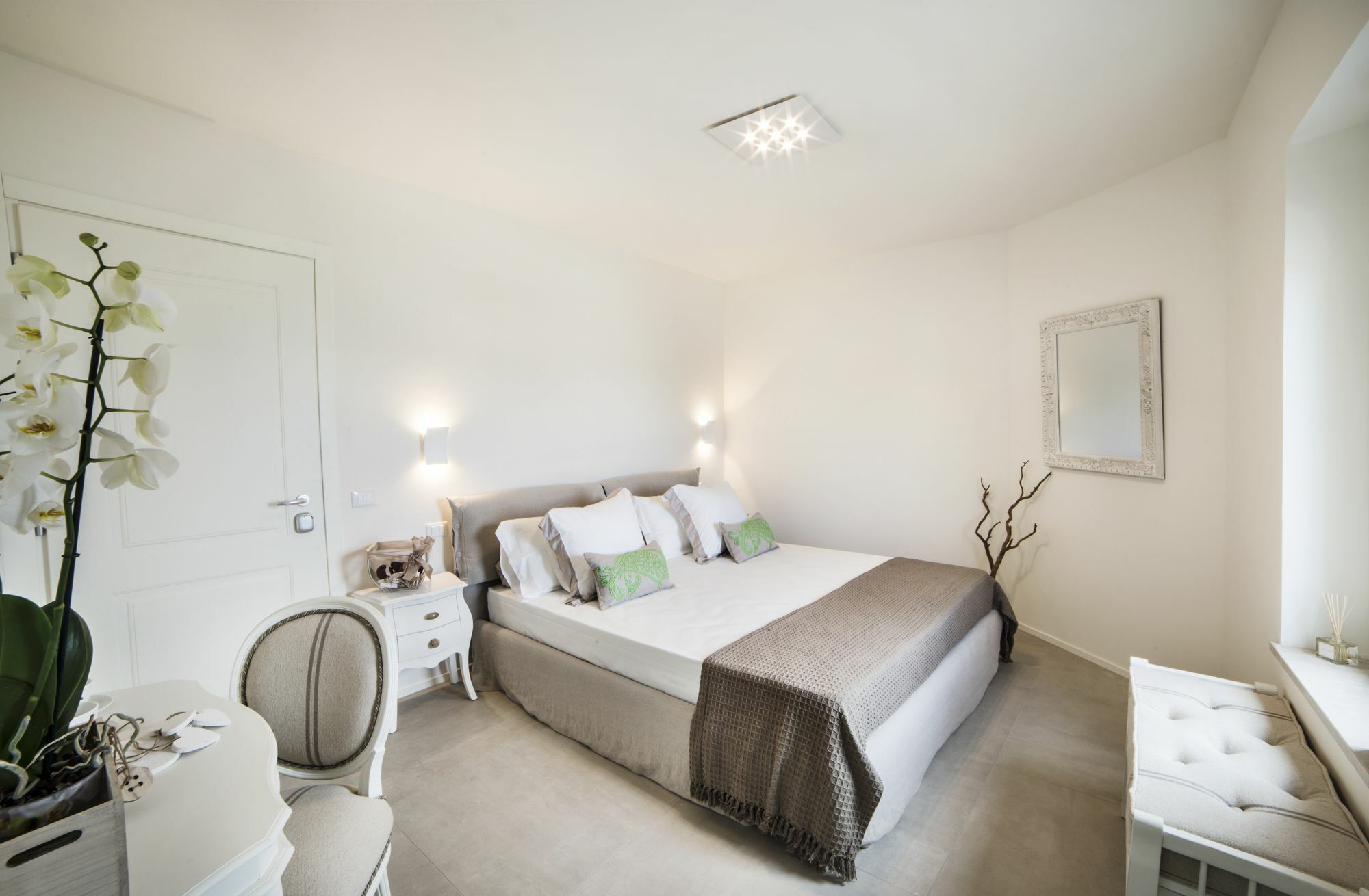 פסקיארה דל גארדה Riviera Carducci Rooms מראה חיצוני תמונה